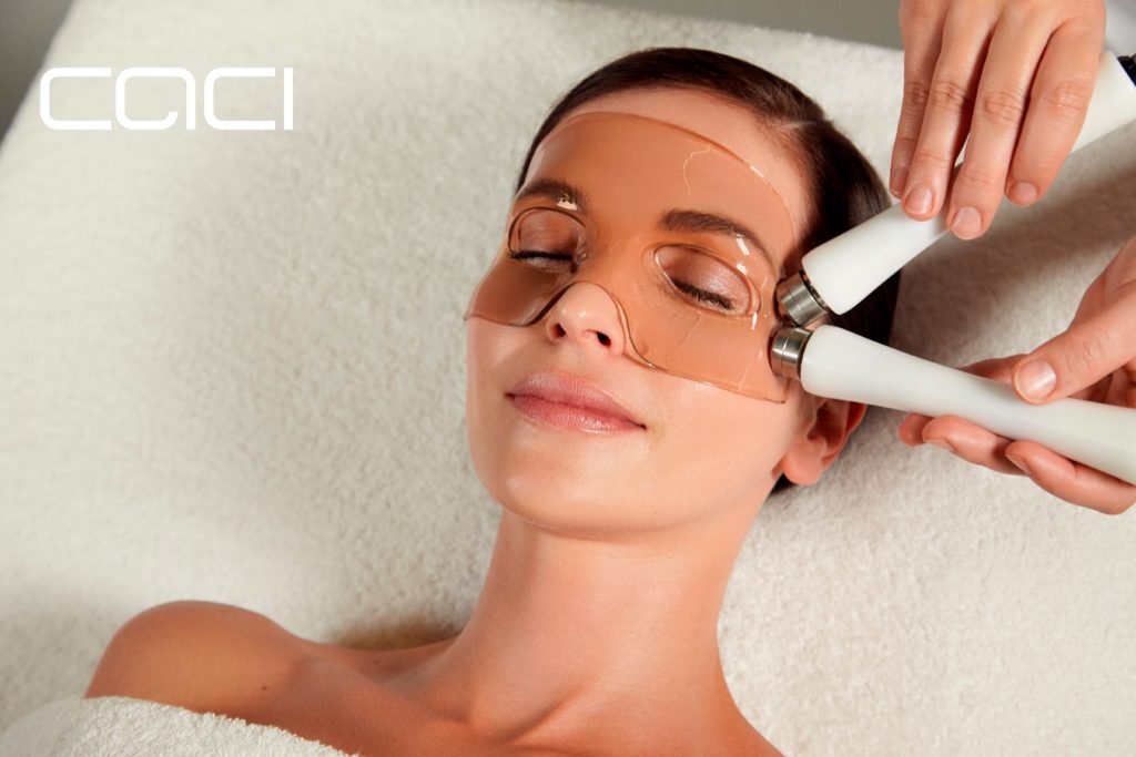 Women relaxing having a Caci Eye Treatment.